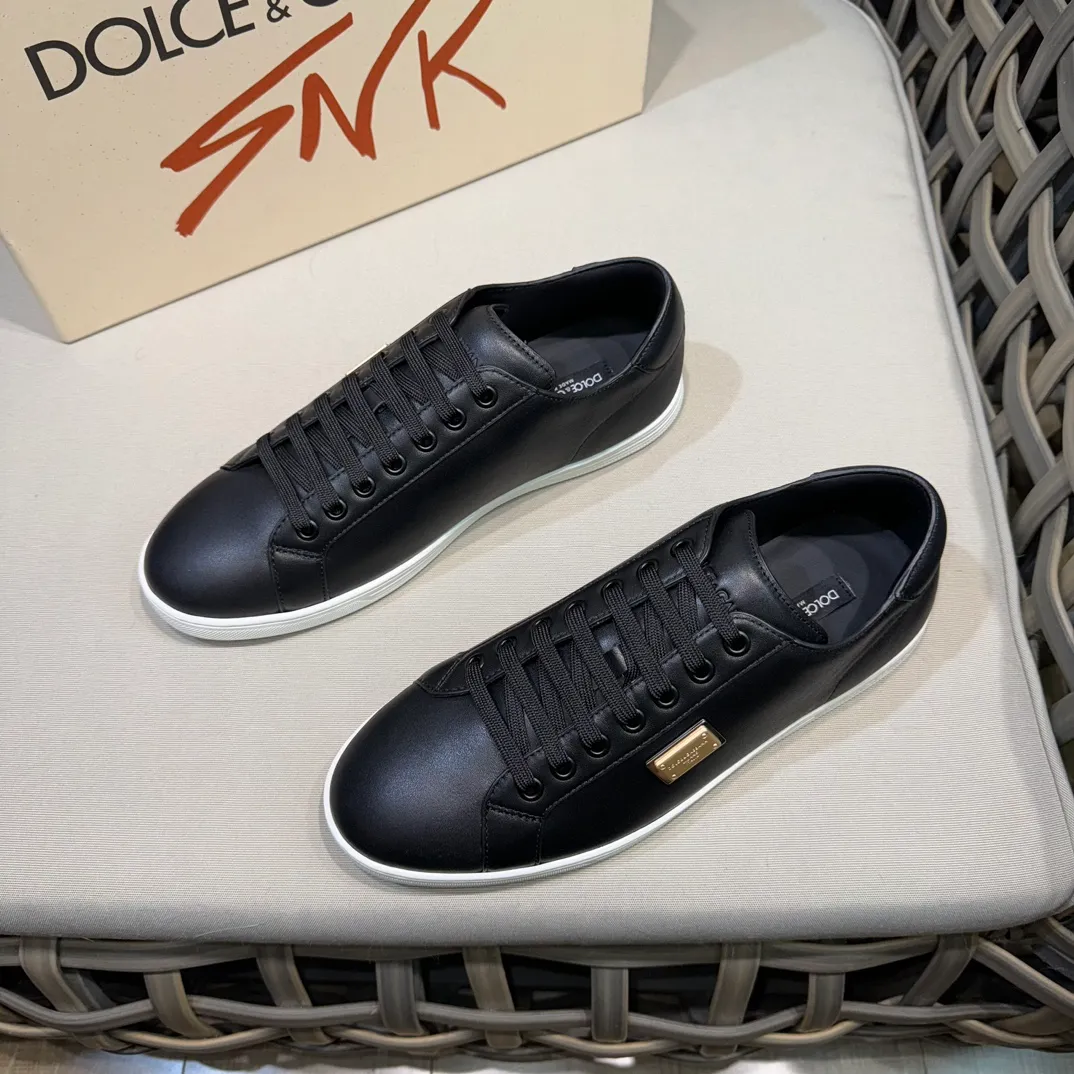 Men's Men's Shoes 💰400 [New Style] 🐝🐝DG—Dolce&G men's calfskin sneakers Portofino Yacht shoes, simple and versatile design, unique saddle leather soles. The Dolce &G logo rear wing is the icing on the cake. Imported cowhide + rubber outsole Size: 39-44 (customized at 38.45)